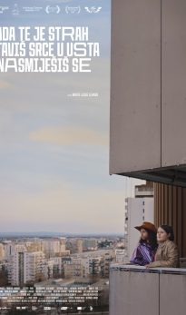 KADA TE JE STRAH STAVIŠ SRCE U USTA I NASMIJEŠIŠ SE